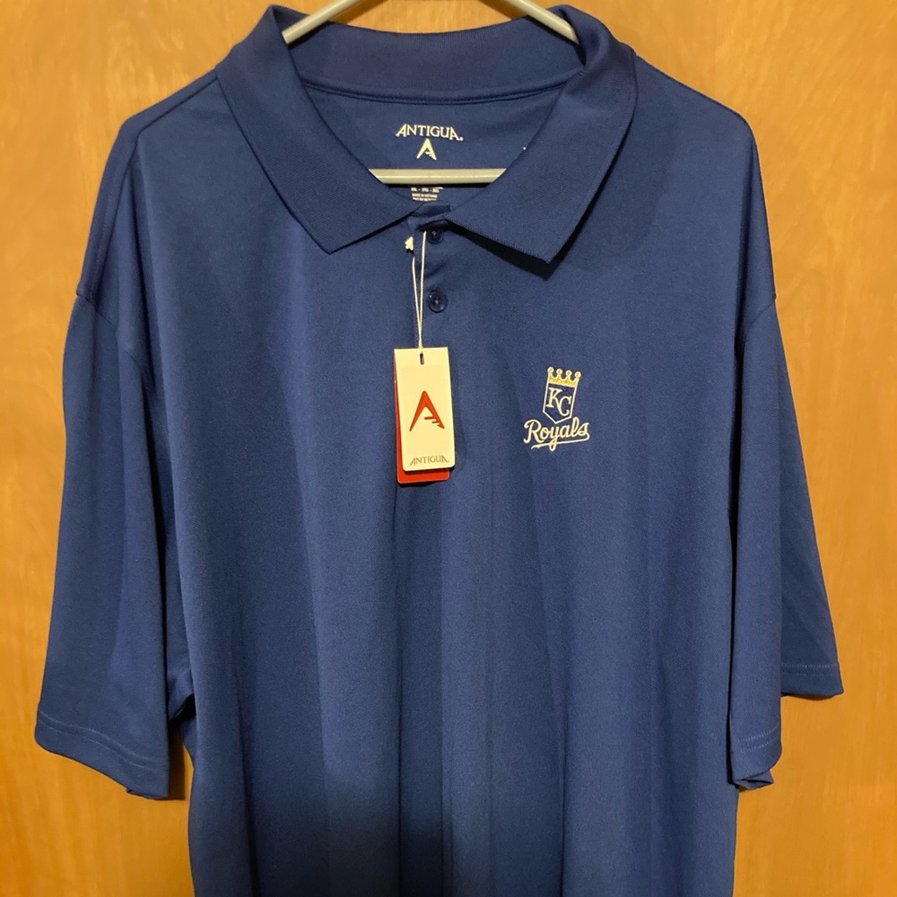 BNWT kc royals tee